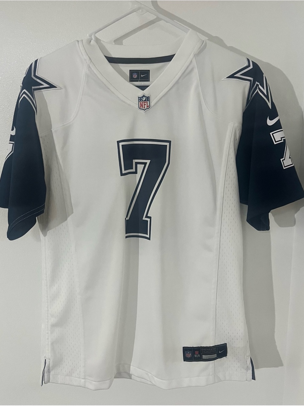 Nike Dallas Cowboys #7 White & Navy Football Jersey